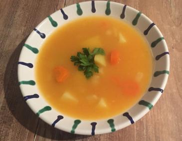 Einfache Gemüsesuppe Einfache Gemüsesuppe