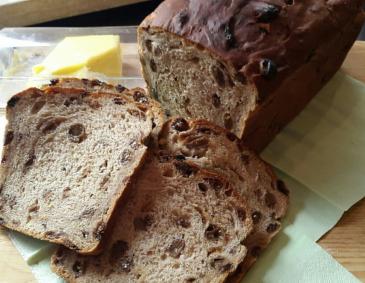 Rosinen-Zimt-Brot Rosinen-Zimt-Brot
