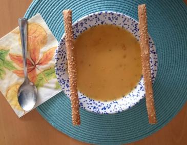 Kürbissuppe mit Ingwer Kürbissuppe mit Ingwer