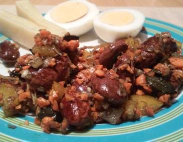 Käferbohnensalat mit Karotten und Paprika Käferbohnensalat mit Karotten und Paprika