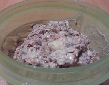 Bananen-Apfelmüsli mit Kokos-Sojajoghurt Bananen-Apfelmüsli mit Kokos-Sojajoghurt