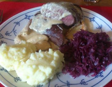 Hasenrücken in Steinpilzsauce Hasenrücken in Steinpilzsauce