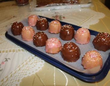 Glasierte Mini-Lebkuchen-Gugelhupfe Glasierte Mini-Lebkuchen-Gugelhupfe