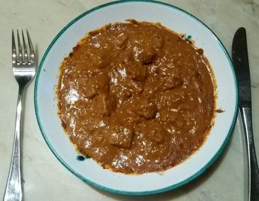 Schweinsgulasch. Schweinsgulasch.