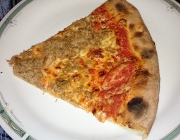 Thunfisch-Pizza Thunfisch-Pizza