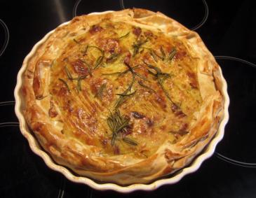Lauch-Kartoffeltorte mit Rosmarin' Lauch-Kartoffeltorte mit Rosmarin'