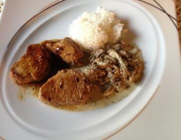 Schweinsfilets mit Schwammerlsauce Schweinsfilets mit Schwammerlsauce