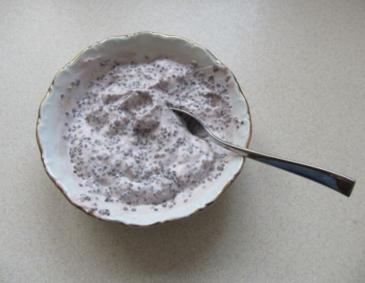 Himbeerjoghurt mit Chiasamen Himbeerjoghurt mit Chiasamen