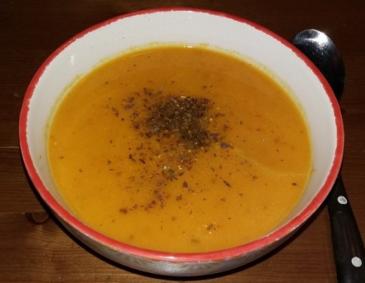 Kürbis-Mandarinen-Suppe Kürbis-Mandarinen-Suppe