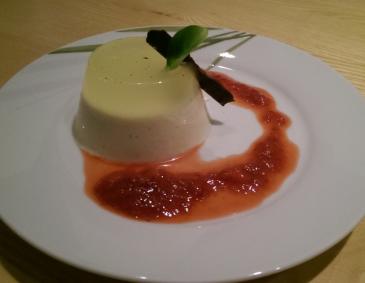 Buttermilch Panna Cotta Buttermilch Panna Cotta