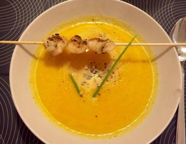 Karottencremesuppe mit Limetten und Ingwer Karottencremesuppe mit Limetten und Ingwer