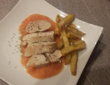 Hendlbrust auf Tomatensauce Hendlbrust auf Tomatensauce