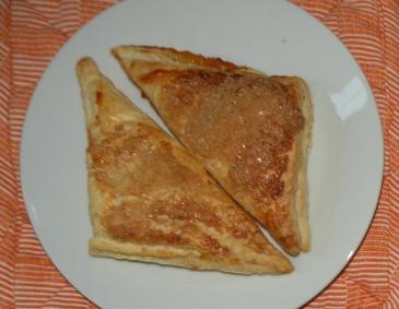 Honig und Schafskäse im Blätterteig Honig und Schafskäse im Blätterteig