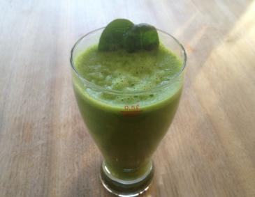 Grüner Proteinsmoothie Grüner Proteinsmoothie