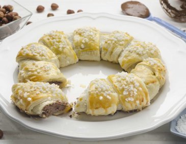 Nuss-Nougat-Kranz Nuss-Nougat-Kranz