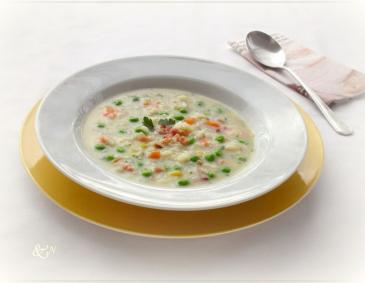 Speck-Reissuppe mit Erbsen Speck-Reissuppe mit Erbsen
