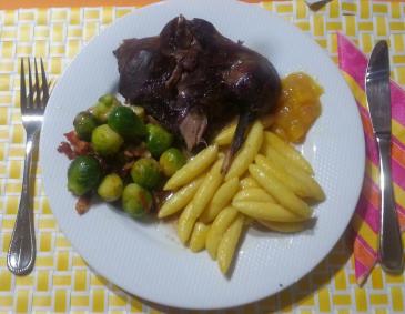 Gebratene Graugans mit Kohlsprossen Gebratene Graugans mit Kohlsprossen