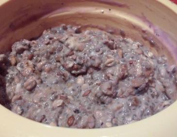 Overnight Oats mit Apfel, Banane und getrockneten Cranberries Overnight Oats mit Apfel, Banane und getrockneten Cranberries