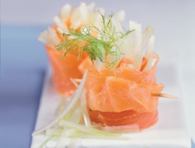 Räucherlachs-Rollmops mit Fenchel