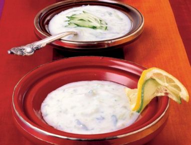 Gurken-Joghurt-Salat (Khira Raita)