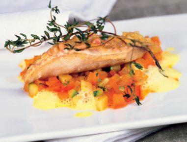 Rotbarbenfilet mit Peperonata