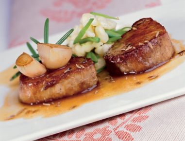Schweinsfilet in dunkler Biersauce