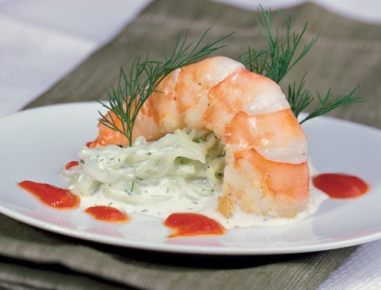 Marinierte Garnelen mit Gurkenspaghetti