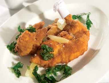 Backhendl á la Sacher (fried breaded chicken)