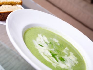 Bärlauchsuppe auf Steirische Art