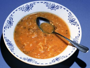 Klassische Flecksuppe