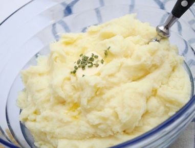 Erdäpfel-Selleriepüree