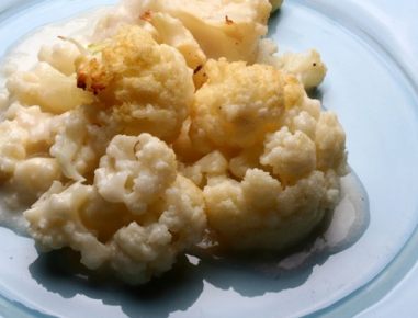Karfiol mit Butter und Bröseln
