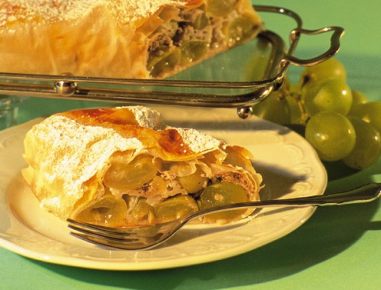 Trauben- oder Marillenstrudel