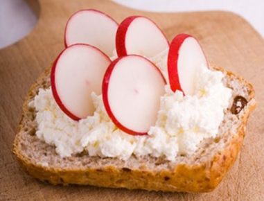 Radieschen-Frischkäse