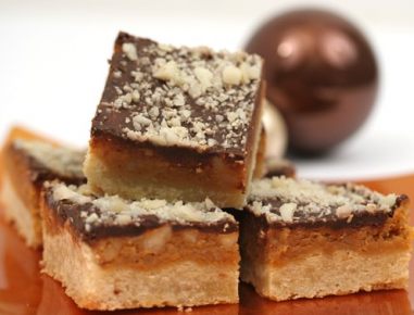 Macadamia Schnitten