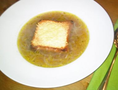 Zwiebelsuppe französisch