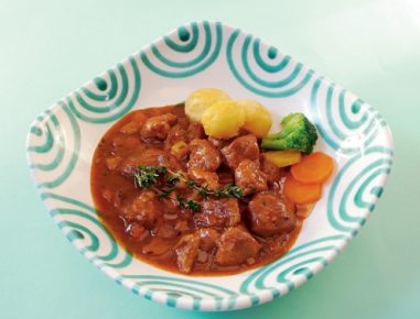 Biergulasch vom Lamm