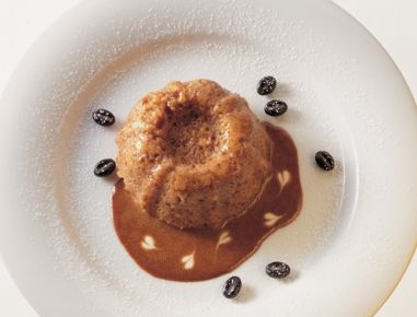 Cantuccini-Pudding mit Kaffee-Sauce