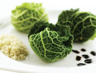 Aromatische Kohl-Tofu-Säckchen