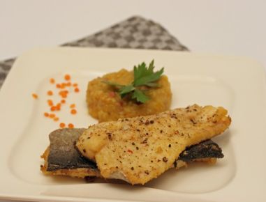 Forellenfilet mit roten Linsen