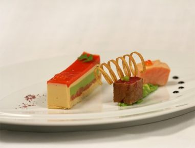 Goldlachs und Thunfisch mit Osietra Kaviar