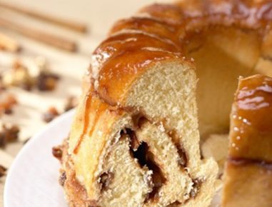 Gugelhupf mit Rosinen