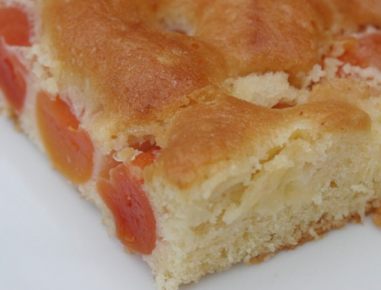 Blechkuchen mit Papaya