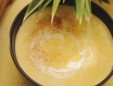 Ananas-Mango-Kaltschale