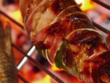 Felchen im Speck- Lorbeermantel gegrillt
