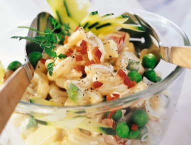 Vitaminreicher Nudelsalat