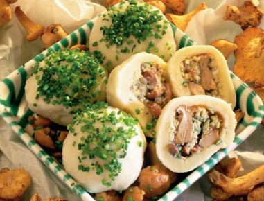 Eierschwammerlknödel