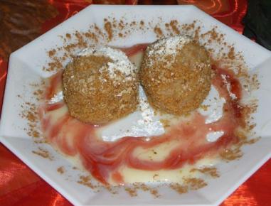 Zwetschkenknödel aus Topfenteig