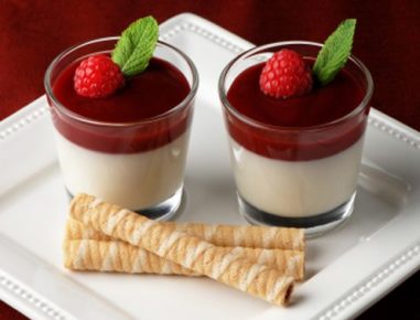 Himbeer-Panna-Cotta