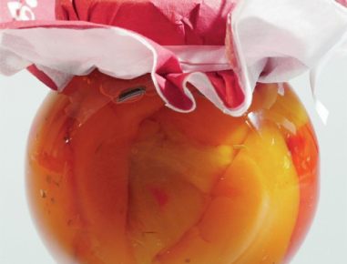 Süß-sauer eingelegte Paprika